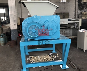 木材撕碎機的工作環境和檢查有哪些要求？